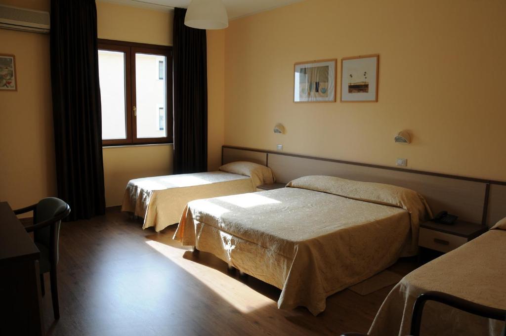 Hotel Barbieri Altomonte Room photo