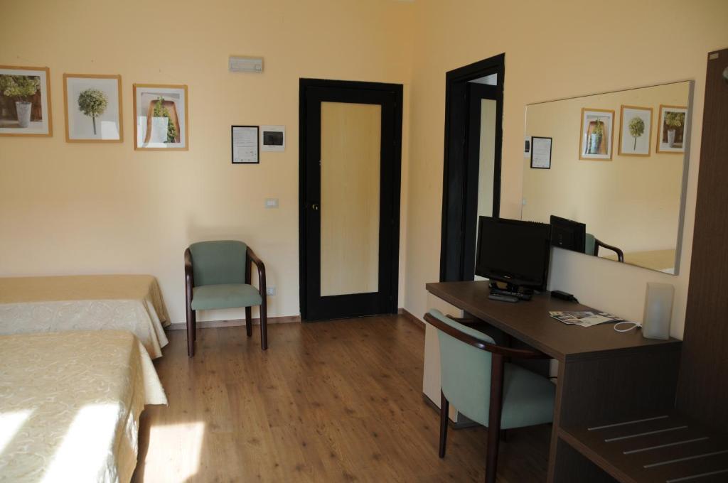 Hotel Barbieri Altomonte Room photo
